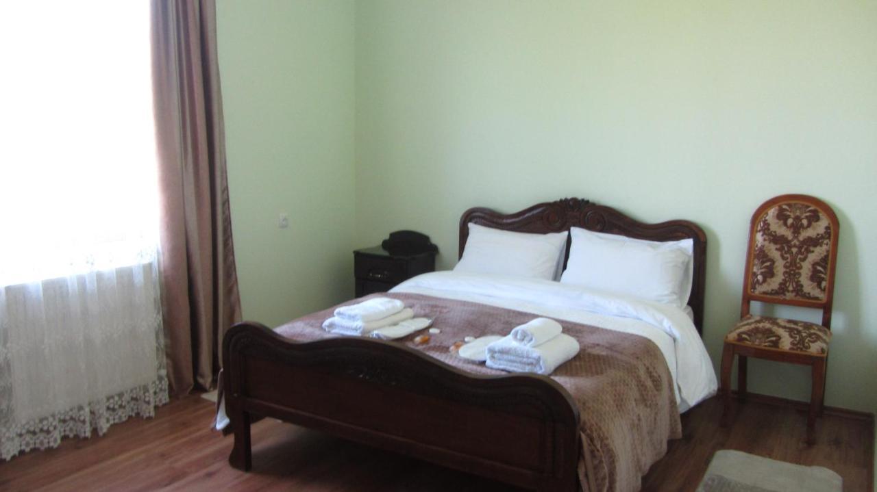 Blue Guest House Samtredia Zewnętrze zdjęcie